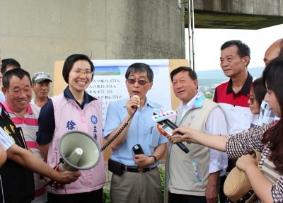 勘查霄裡溪與鳳山溪匯流處及自來水臨時取水口