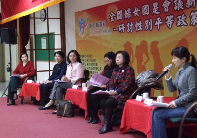 徐欣瑩結語時感謝現場婦宣姊妹長期的付出,肯定婦女能投身於防救災志願服務
