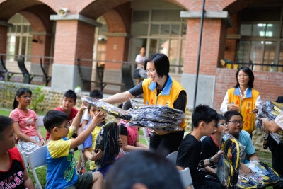 贈送給松林國小小朋友